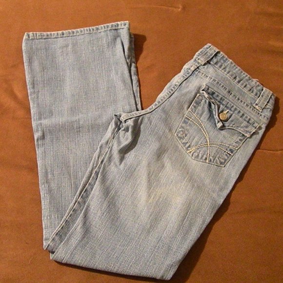 SO wear it to declare it jeans - Picture 2 of 6